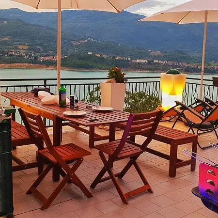 La Terrazza Sul Turano Feriehus Castel di Tora