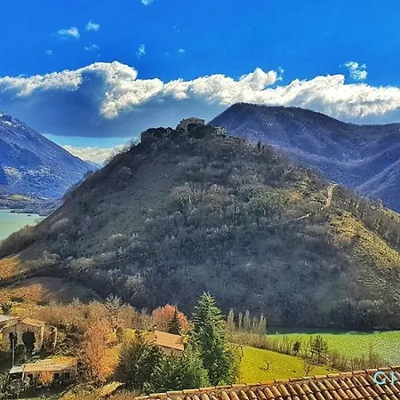 La Terrazza Sul Turano Holiday home Castel di Tora