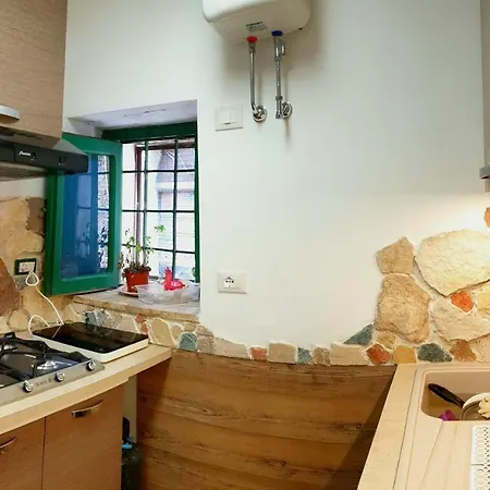 La Terrazza Sul Turano 펜션 카스텔 디 토라